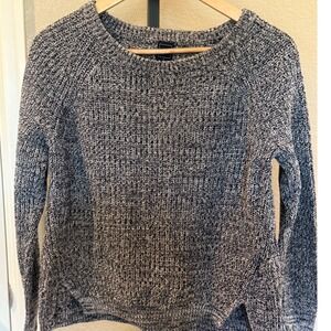 GAP Women Marled Knit Sweater Split Hem Crew Neck Long Sleeve Cotton Size M